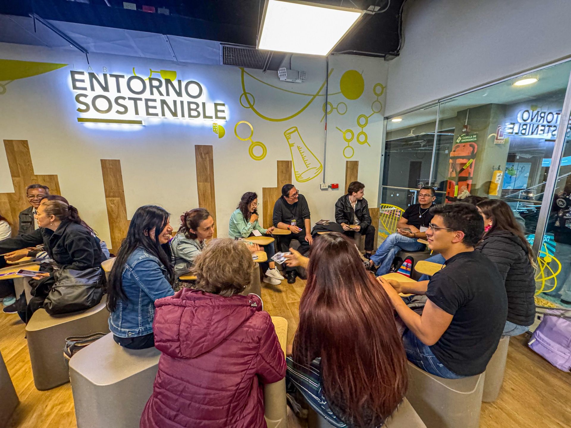 Donde los saberes se encuentran: Maloka como escenario para la formación de formadores 3 aulas bajo las estrellas 2
